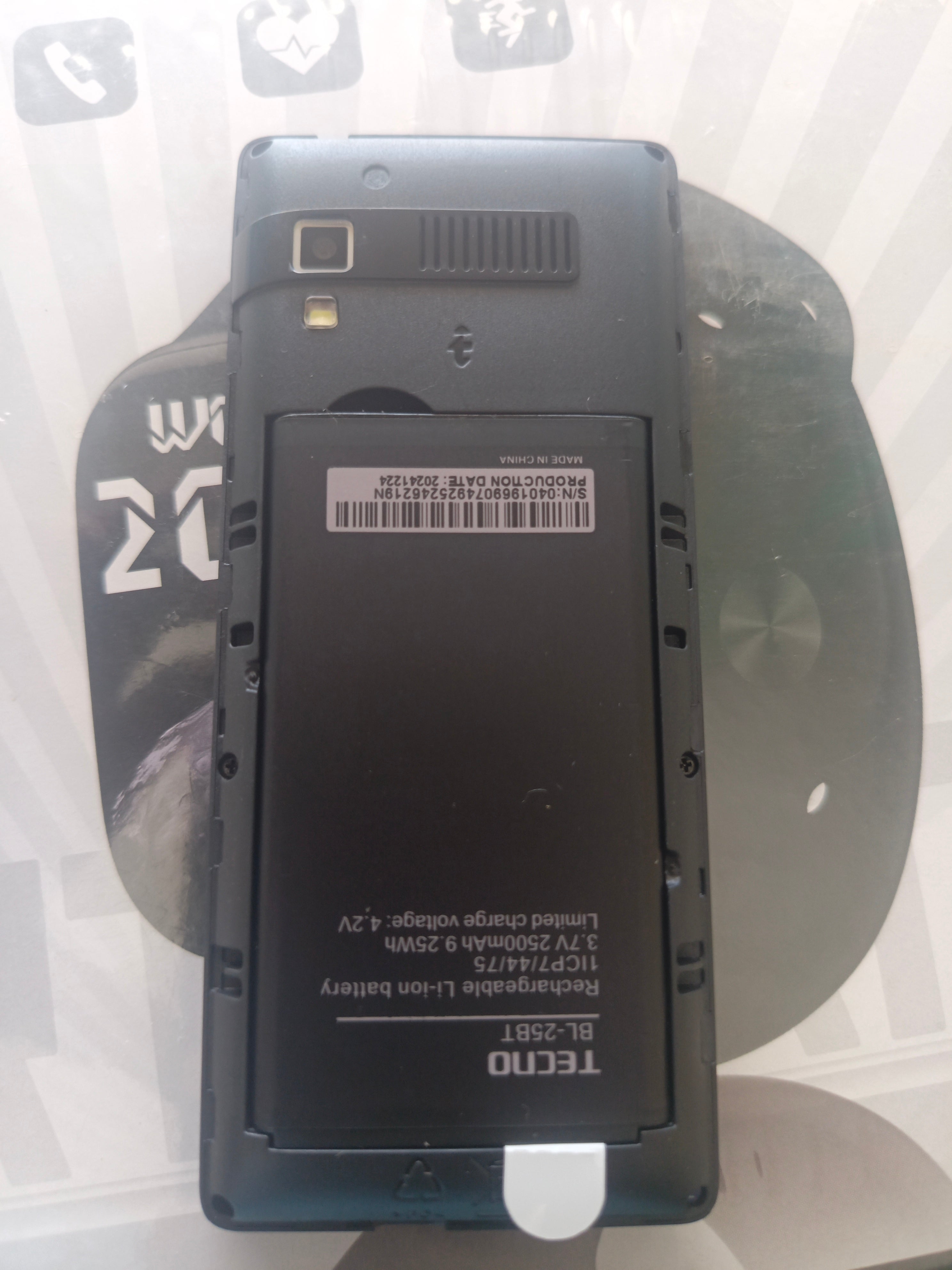 Tecno 528